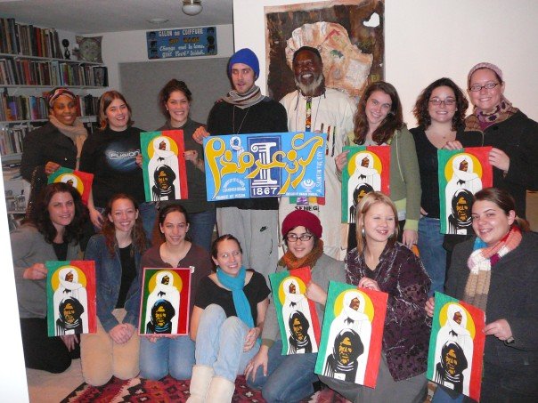 1928851_578749344530_5006_n